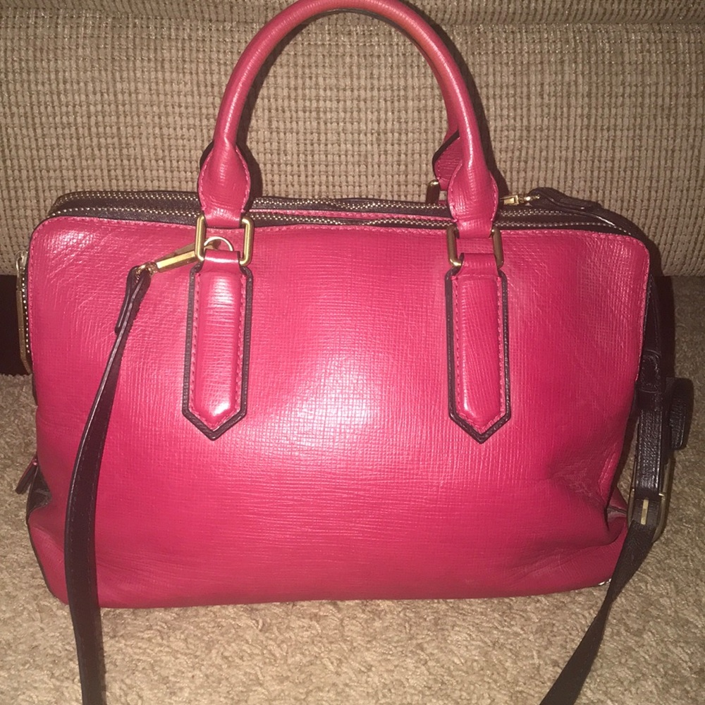 Dr.Yany Purse
